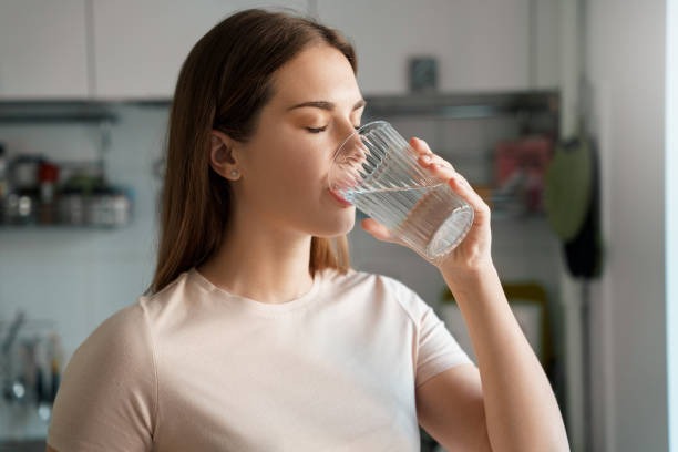 Signs of Dehydration and Tips to Keep You Refreshed